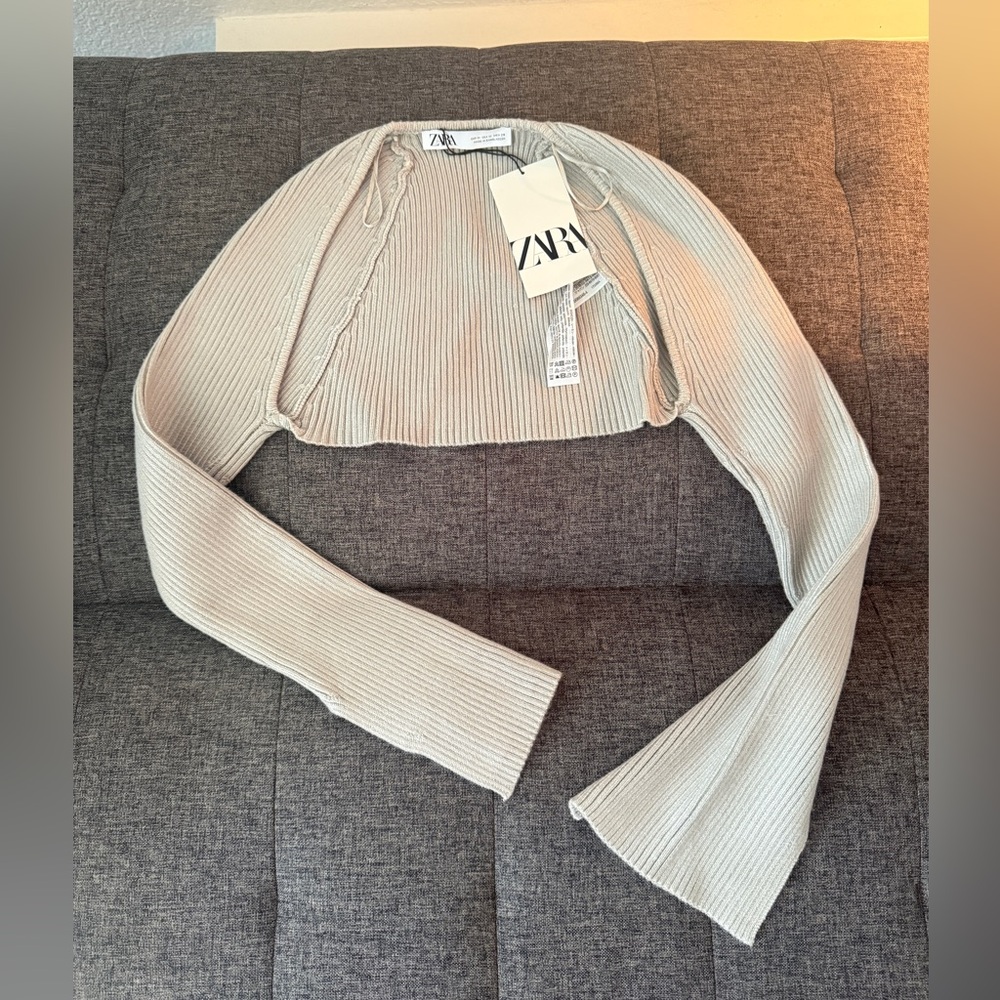 ZARA Knit Arm Warmers in Gray